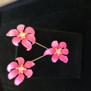 Alexis Bittar Neon Pink Flower Necklace and earrings